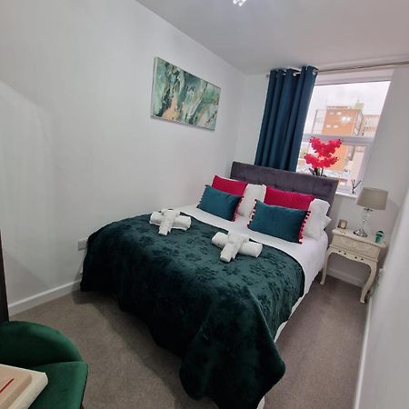 12 B Market Street Watford  Zewnętrze zdjęcie